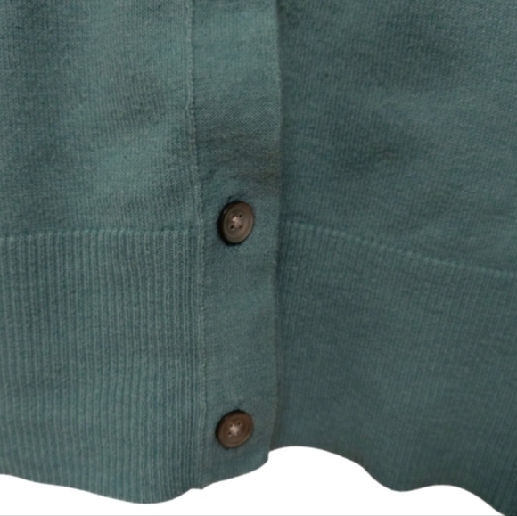 EDDIE BAUER Classic Cardigan Long Sleeve Sweater Seaglass Green Medium Tall - Picture 6 of 9